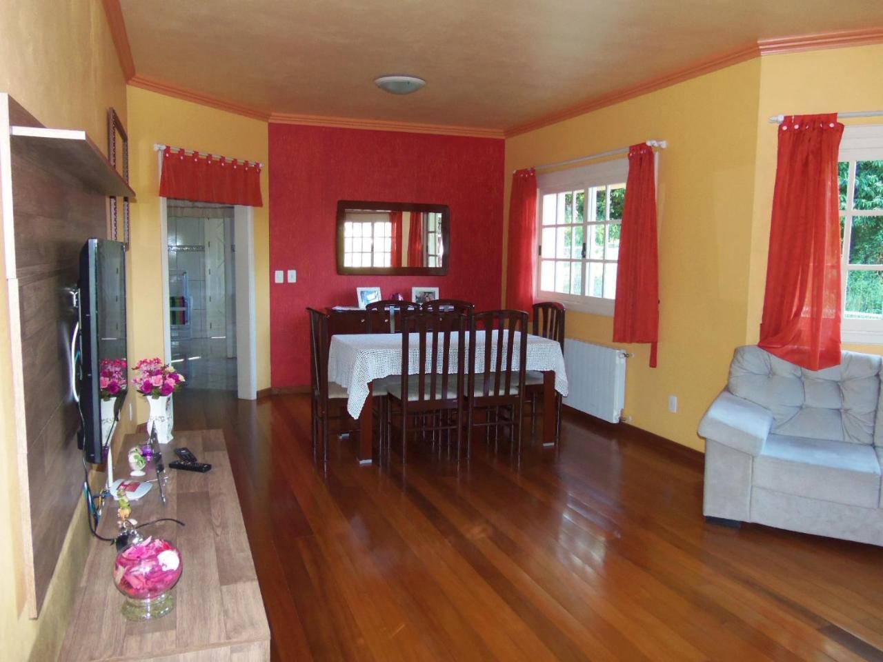 Casa Ampla Com Comodos Confortaveis Gramado Eksteriør bilde